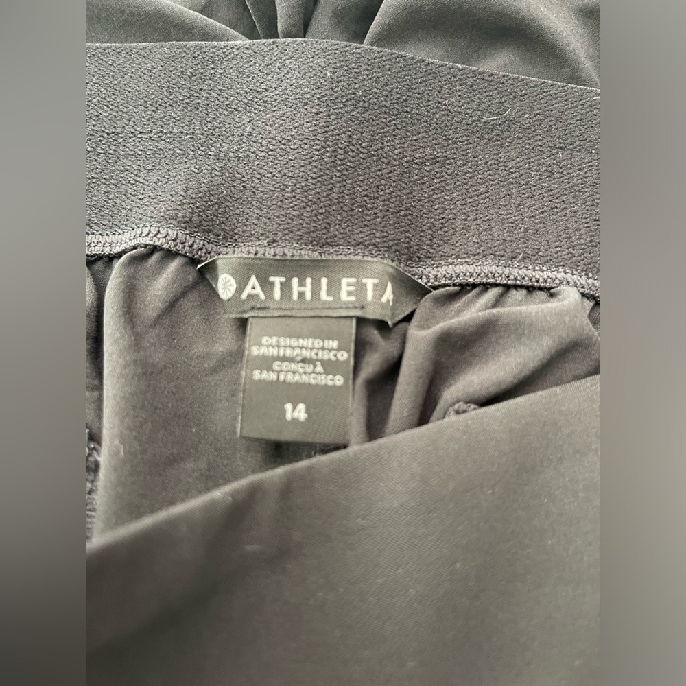 Athleta Lightweight zipper at hem comfy black joggers - Picture 3 of 8
